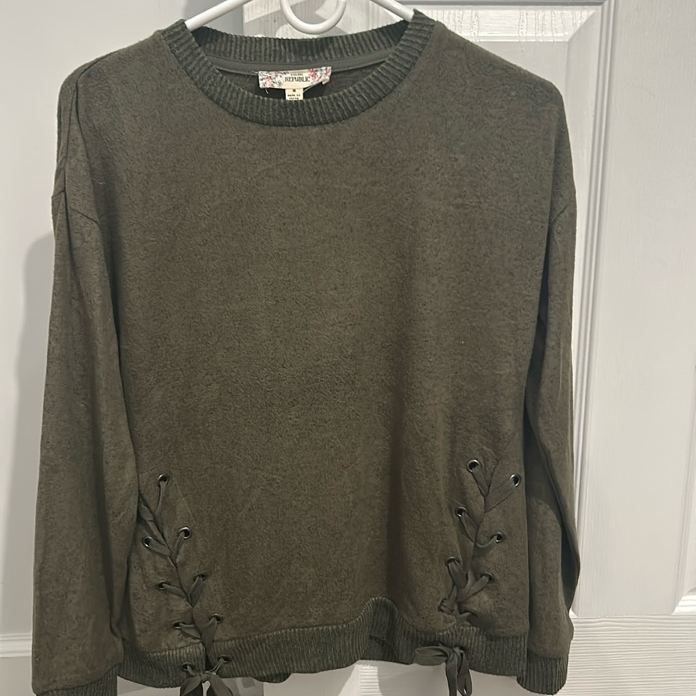 Green Pink Republic Sweater